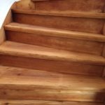 Treppe und Auftritt schleifen und ölen